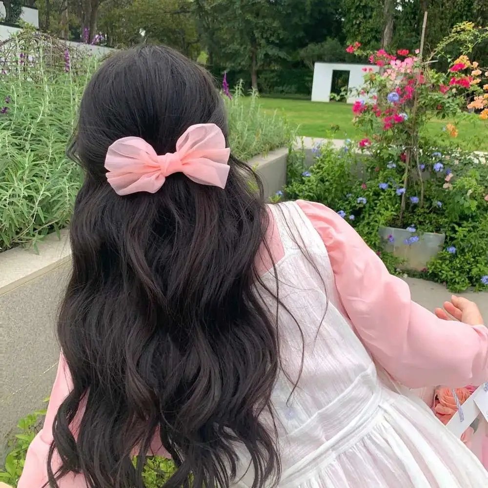 新版：我竟困在同一天一万年